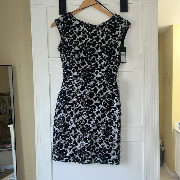 NWT Guess black & white sequin Dalmatian dress size 2 - Picture 2 of 4